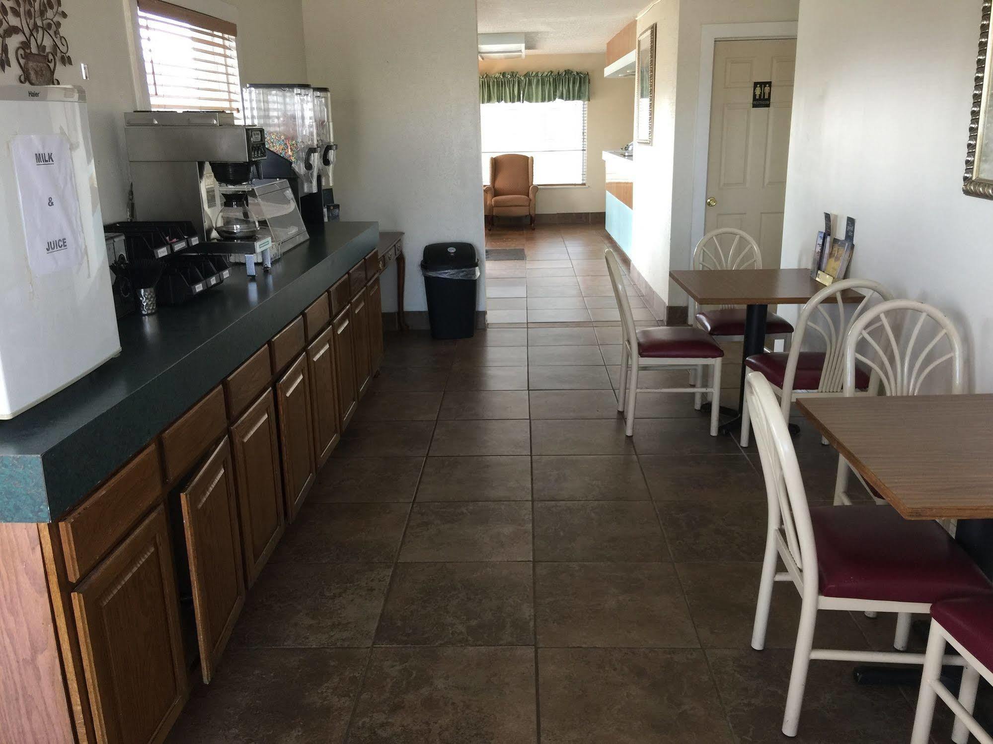 Kansas Inn Independence Екстериор снимка